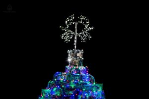 The top of the Ullapool creel tree, which instead of a star, is a crab. This Xmas tree is part of the community Christmas decorations that go up each year.